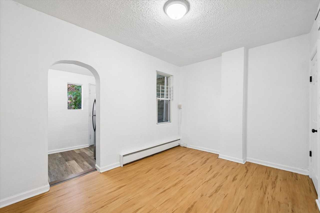2305 S 63rd St - Photo 6 of 15