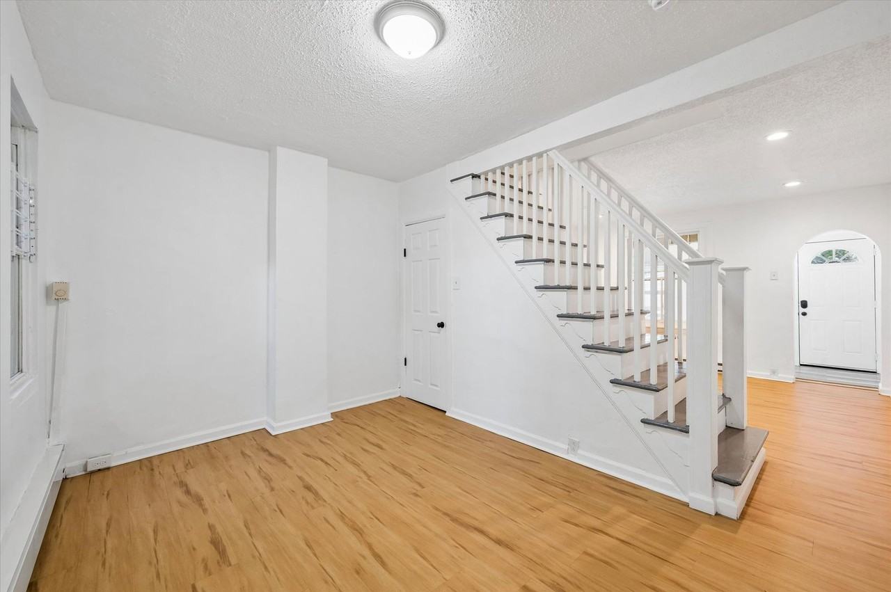2305 S 63rd St - Photo 7 of 15