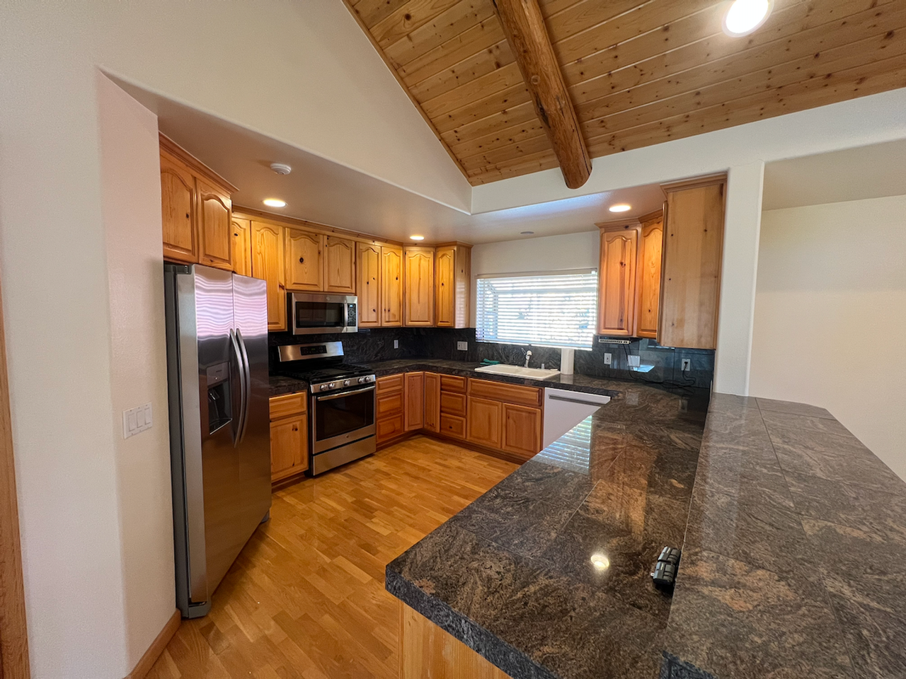 928 Northwood Blvd #9 - Photo 2 of 23