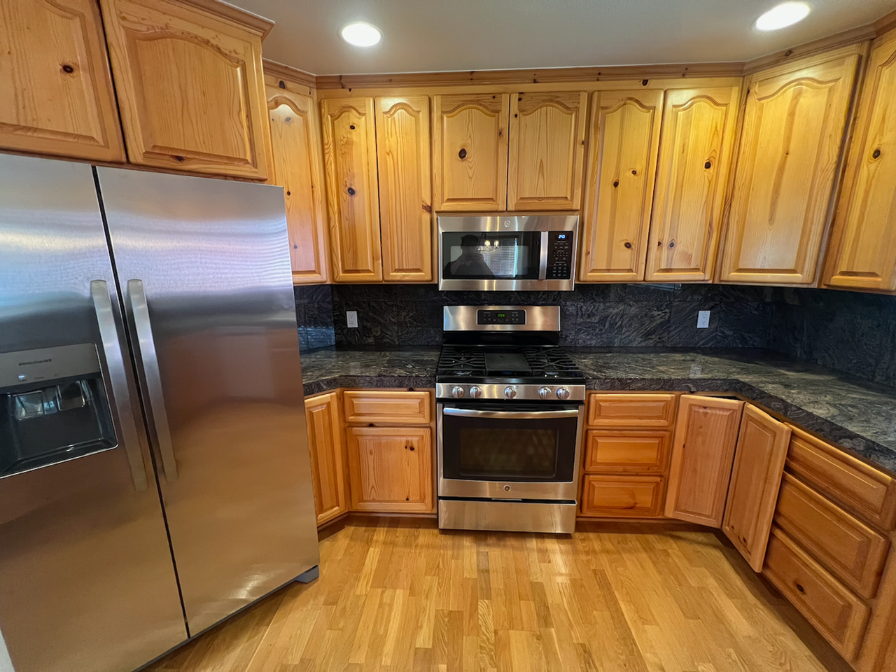 928 Northwood Blvd #9 - Photo 4 of 23