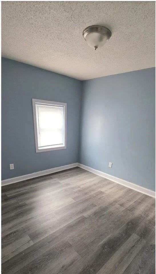 8109 Cler Ave - Photo 5 of 9
