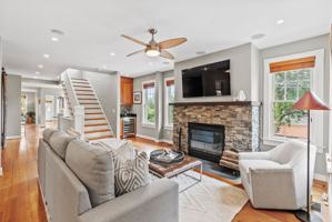 featured image of 5213 Cathedral Ave Nw