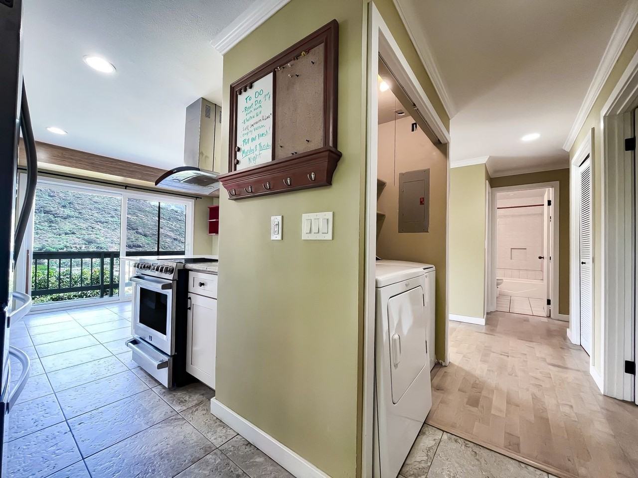 2365-A Gardenia St - Photo 4 of 17