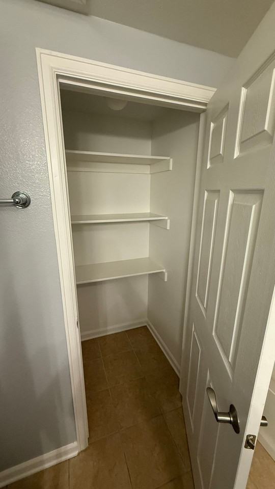 1212 Walnut Ave #4 - Photo 3 of 16