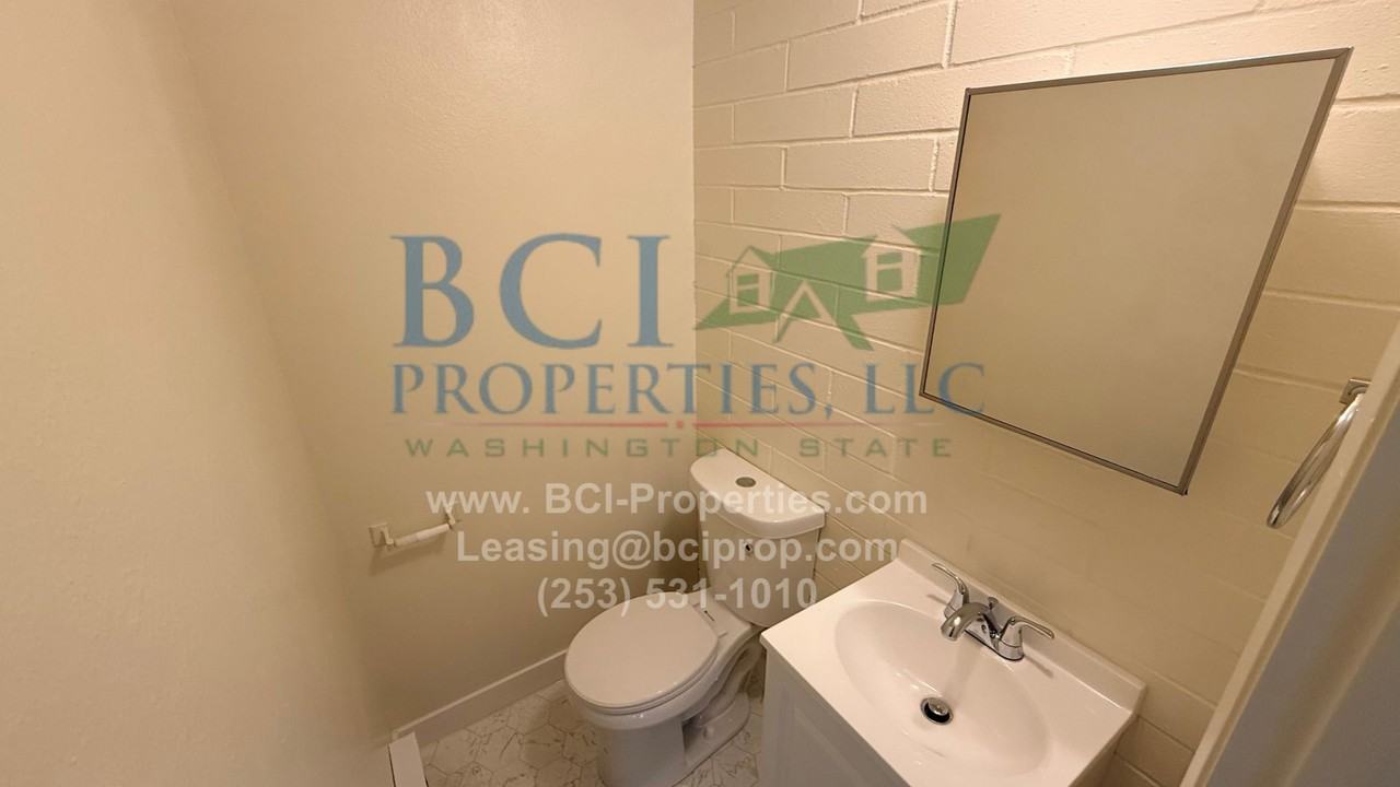8624 Pacific Ave - Photo 5 of 9