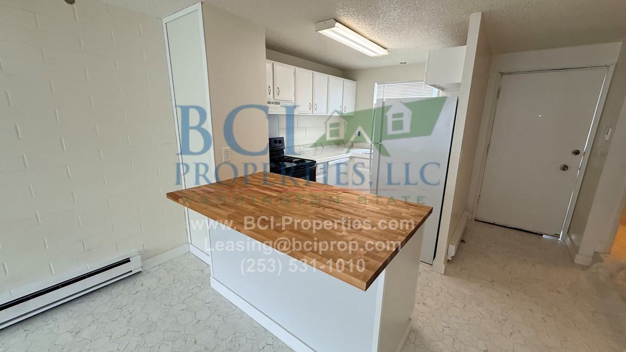 8624 Pacific Ave - Photo 6 of 9