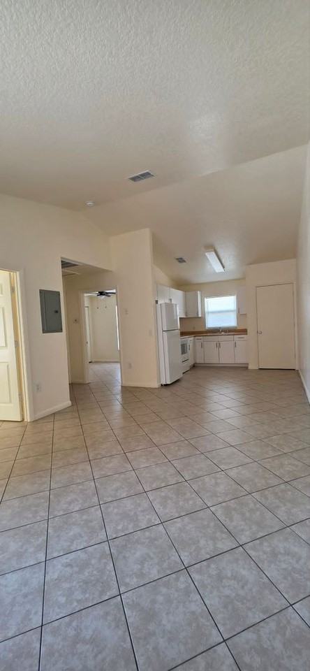 8351 Omaha Cir - Photo 3 of 14