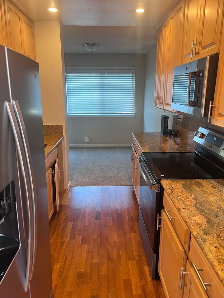 21095 Gary Dr #303 - Photo 2 of 24
