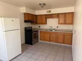 featured image of 370 N 15th St