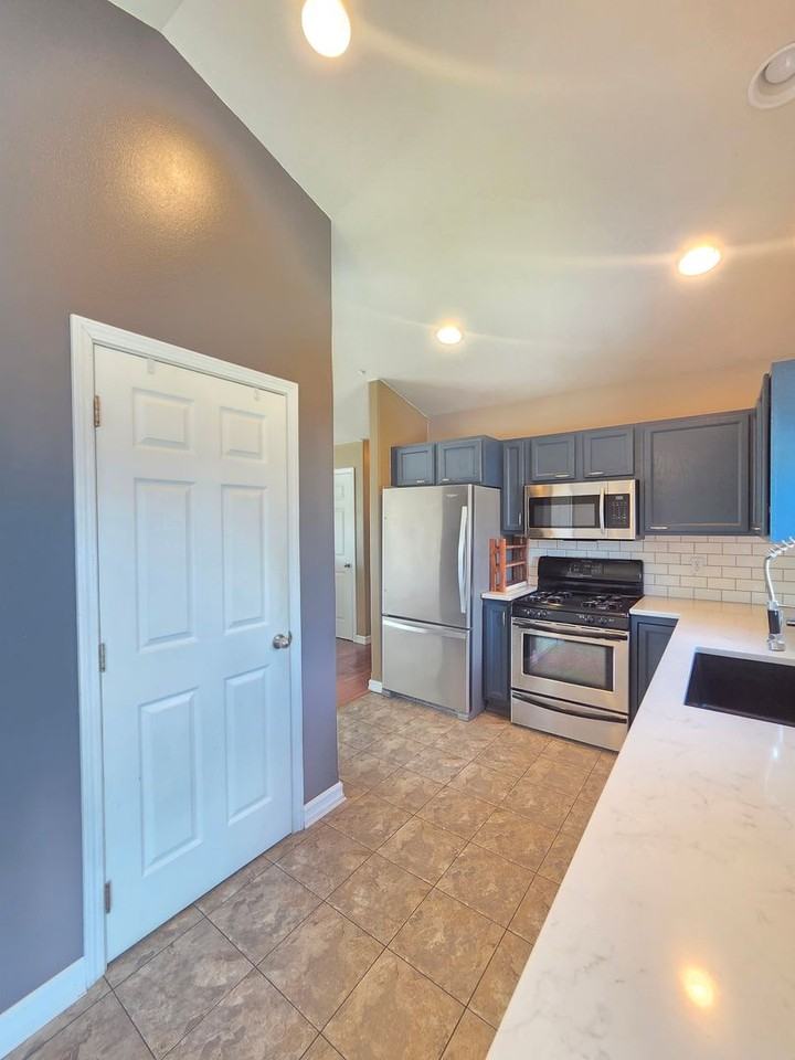 4615 E 13th Ave - Photo 6 of 21