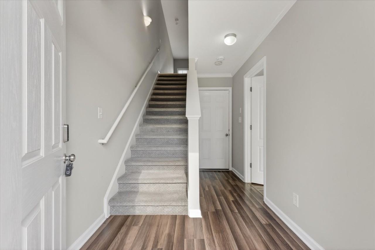 142 Turn Row Dr - Photo 6 of 40