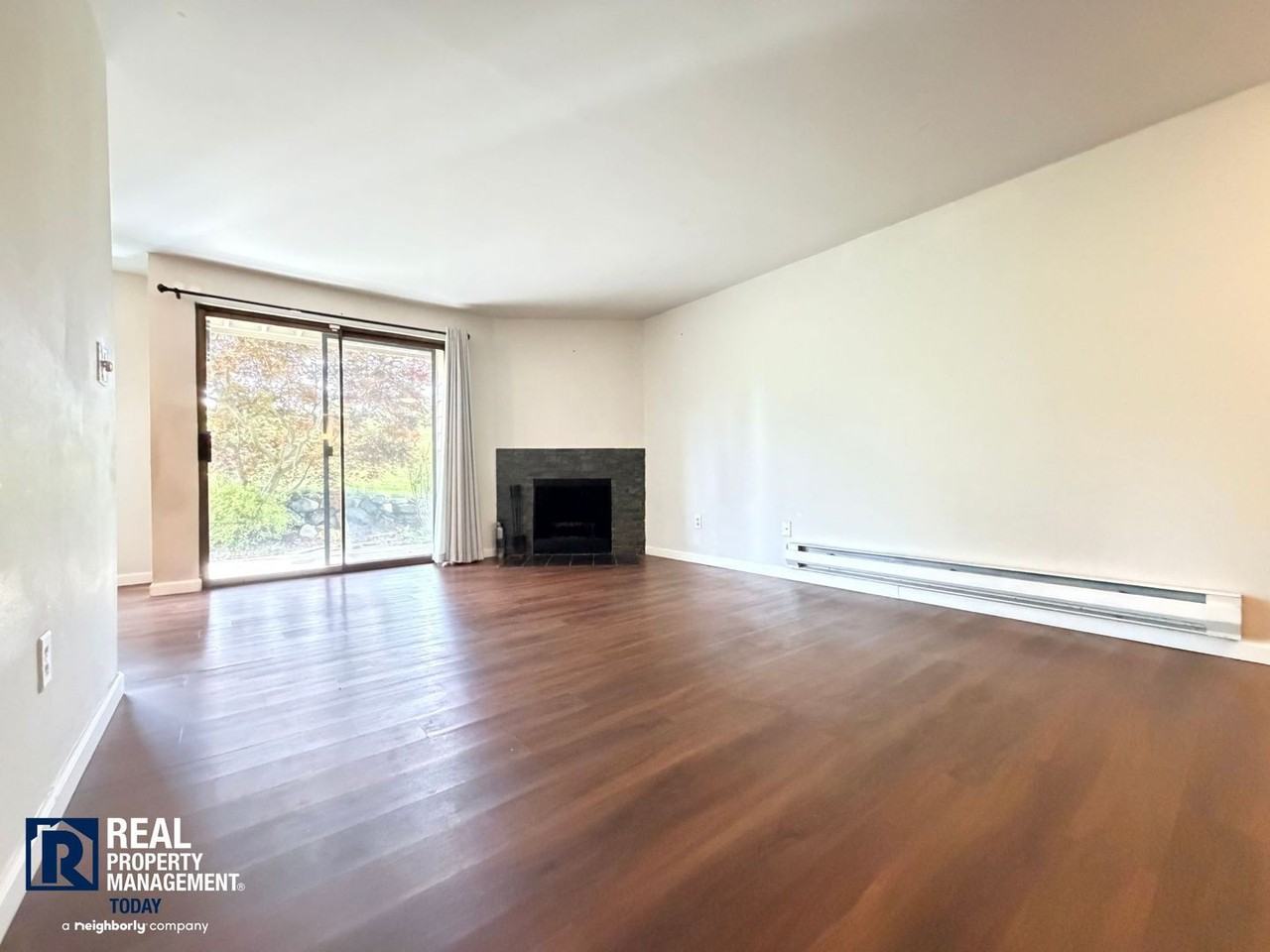 2020 Grant Ave S - Photo 6 of 18