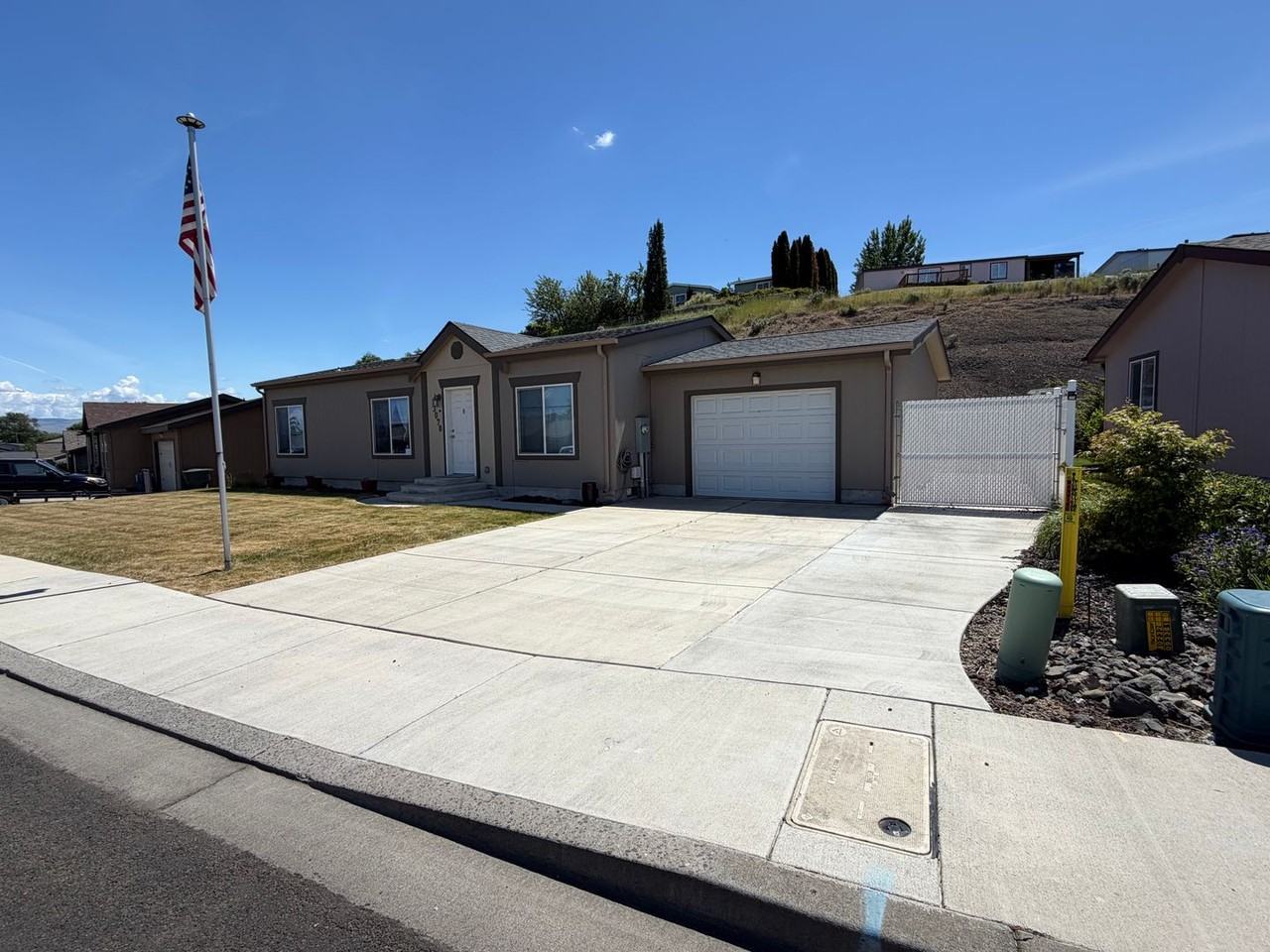 3078 Sw River View Dr - Photo 2 of 20
