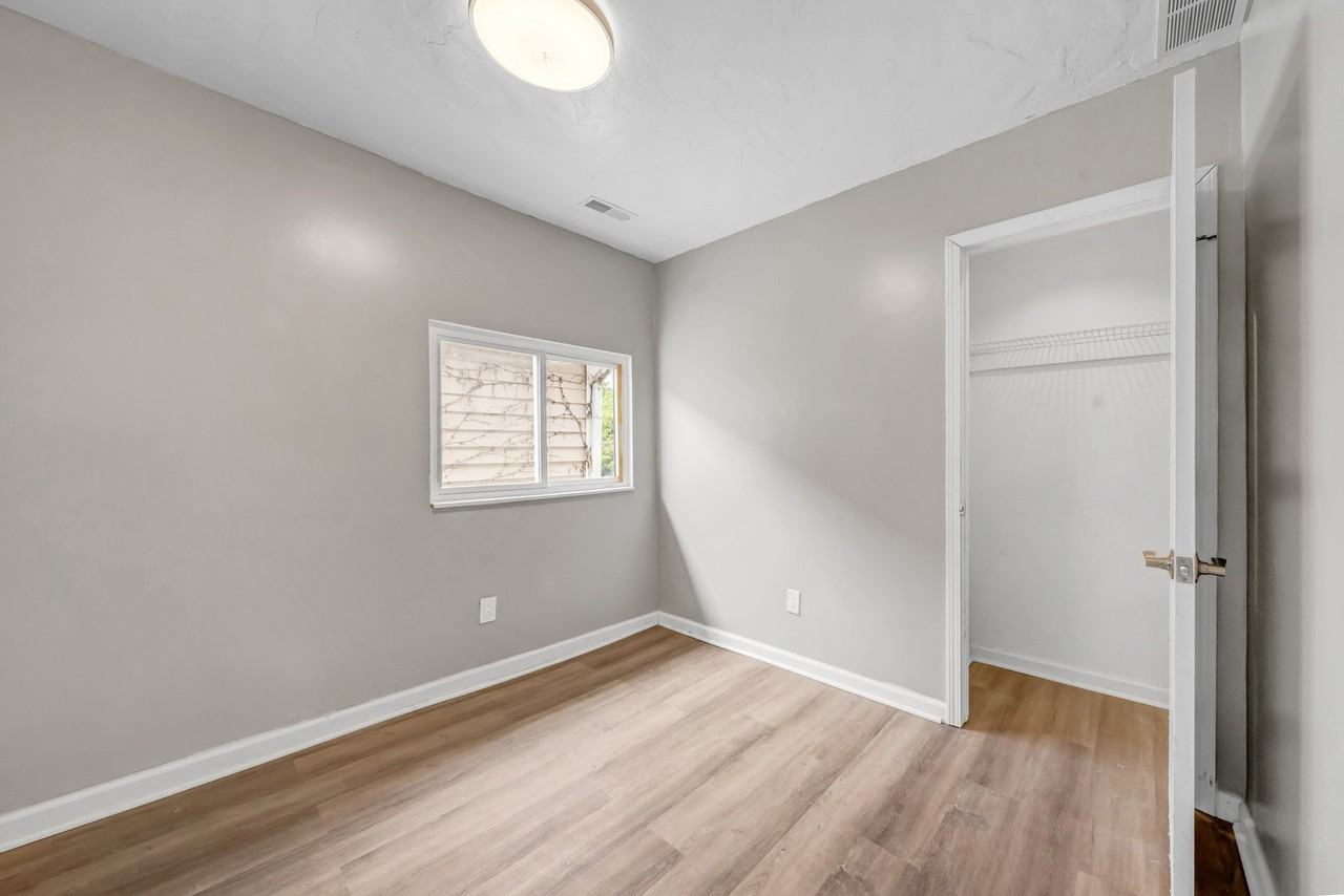 3449 Wade Ave #U - Photo 7 of 15