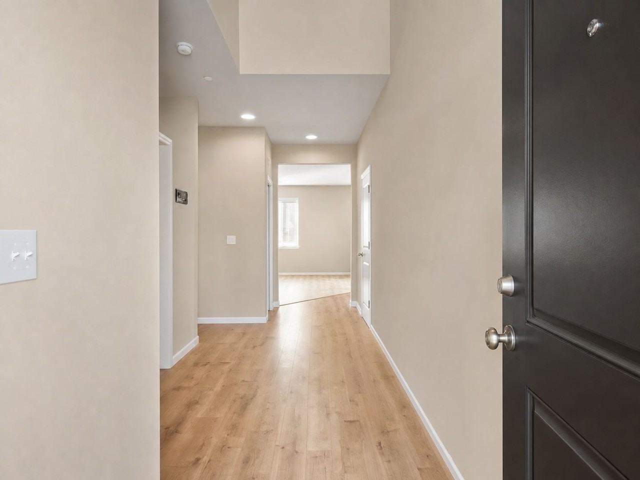 7317 N 93rd Ave - Photo 3 of 16