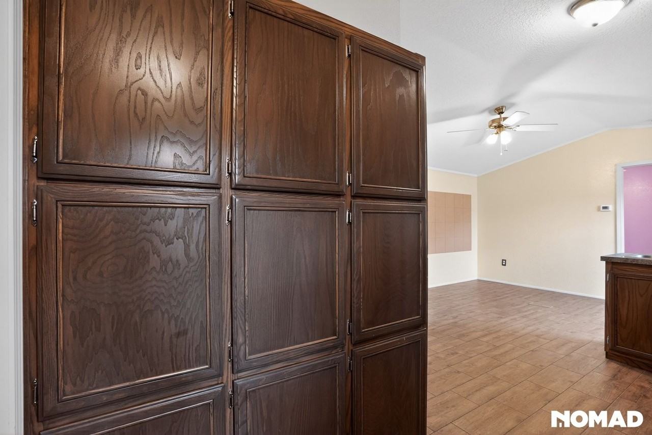 4206 Pine Ln - Photo 6 of 19