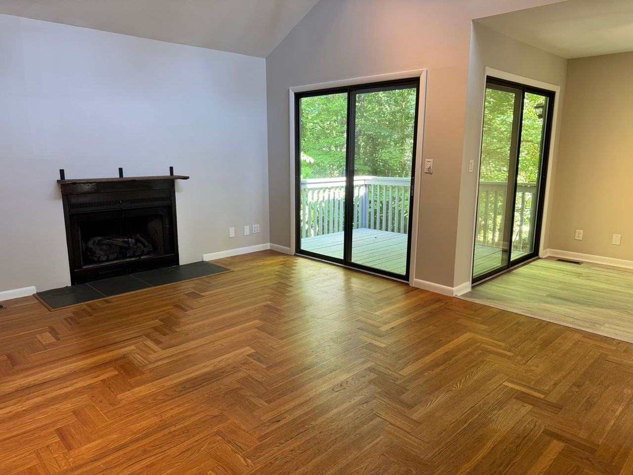 435 Chester Woods Ct - Photo 4 of 19