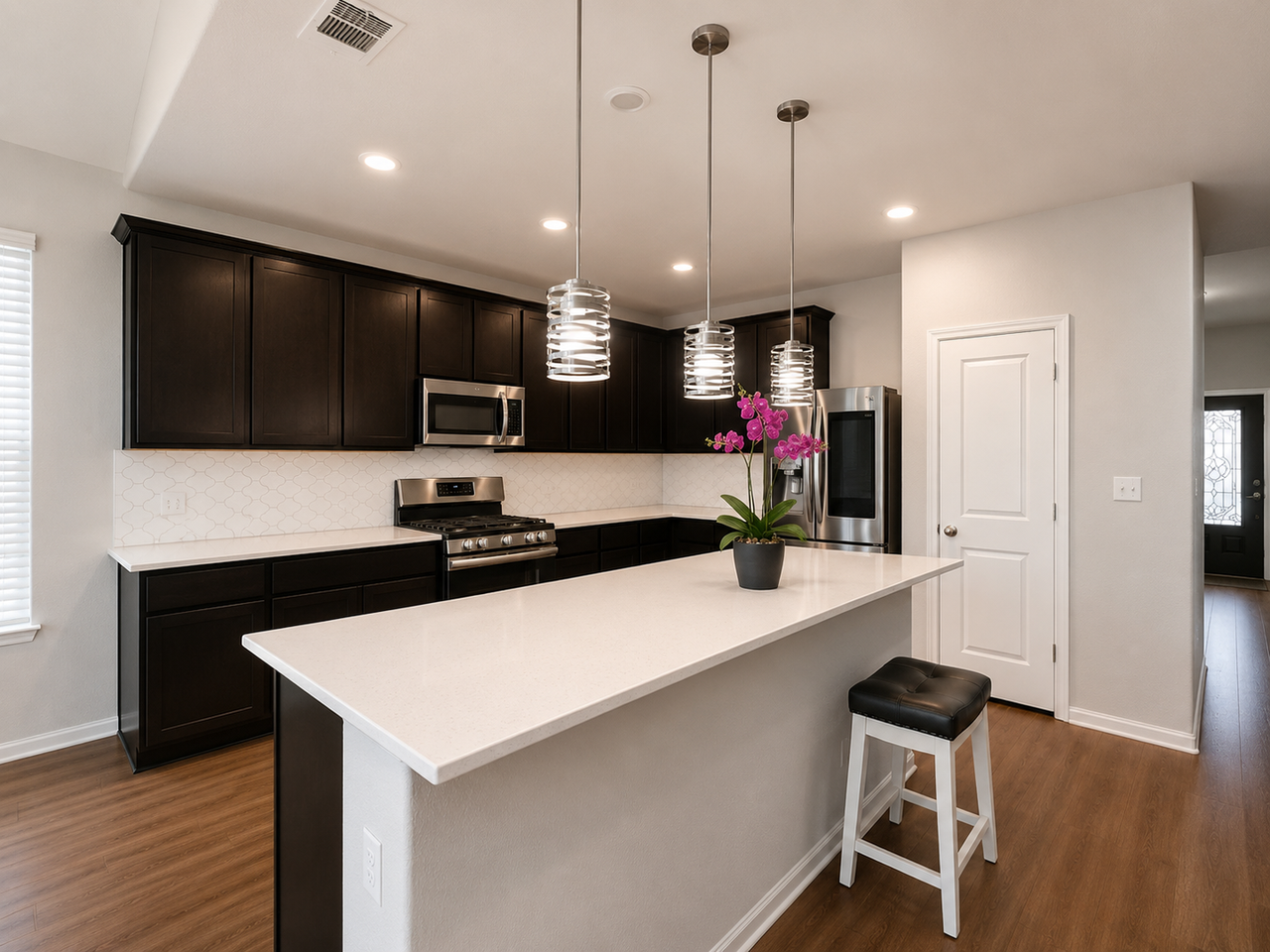 5901 Giovanni Pl - Photo 7 of 25