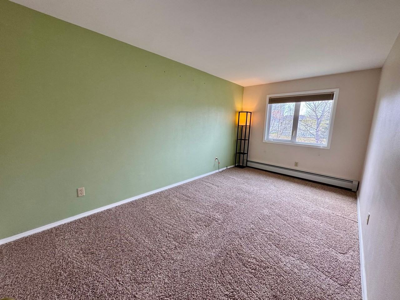 3345 Mount Vernon Ct - Photo 7 of 13