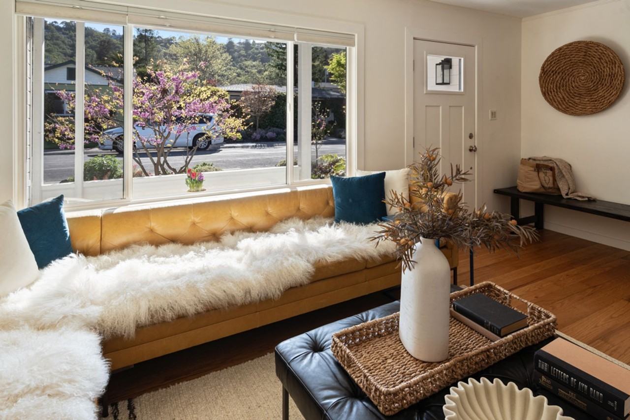 42 Billou St - Photo 5 of 29