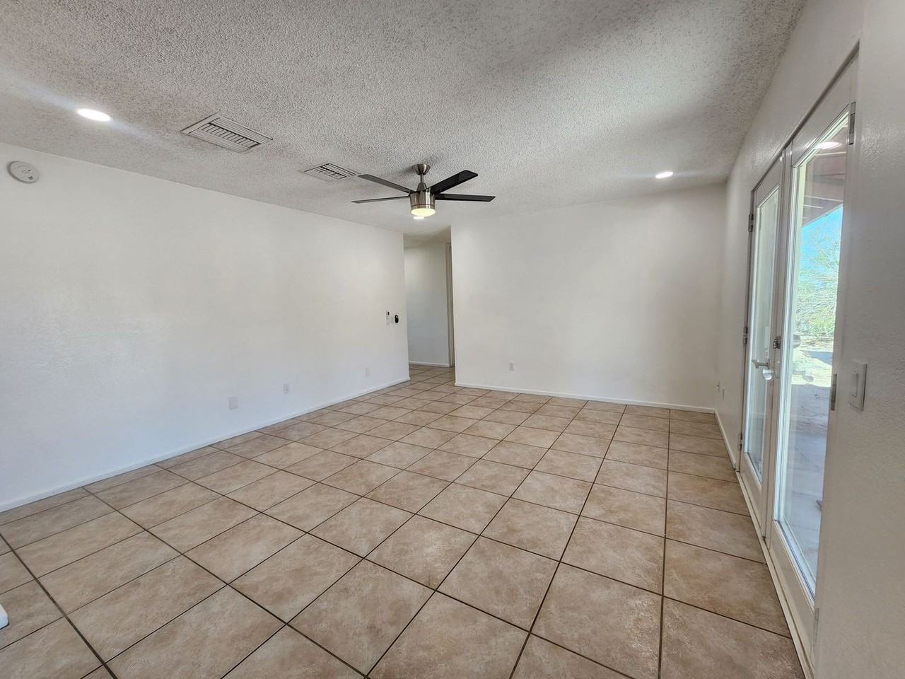 73477 Desert Trail Dr - Photo 6 of 18