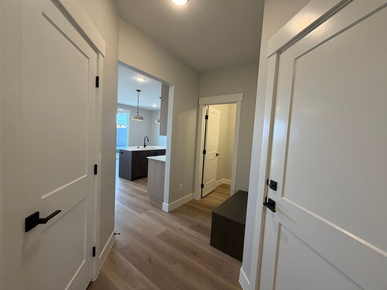 577 577 E Hemsworth Ln - Photo 6 of 40