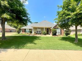 featured image of 117 Kenzie Dr