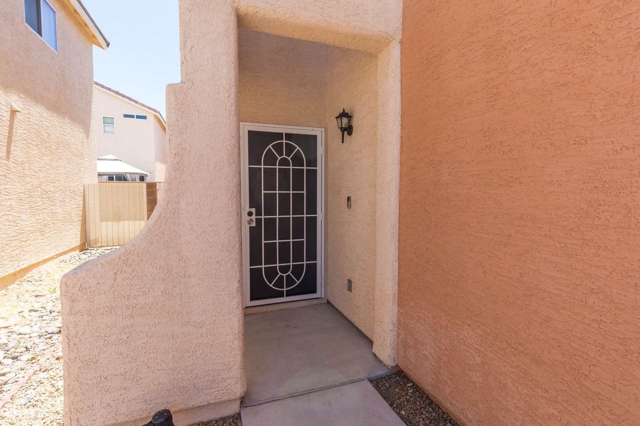 4515 Grotto Ct - Photo 3 of 30