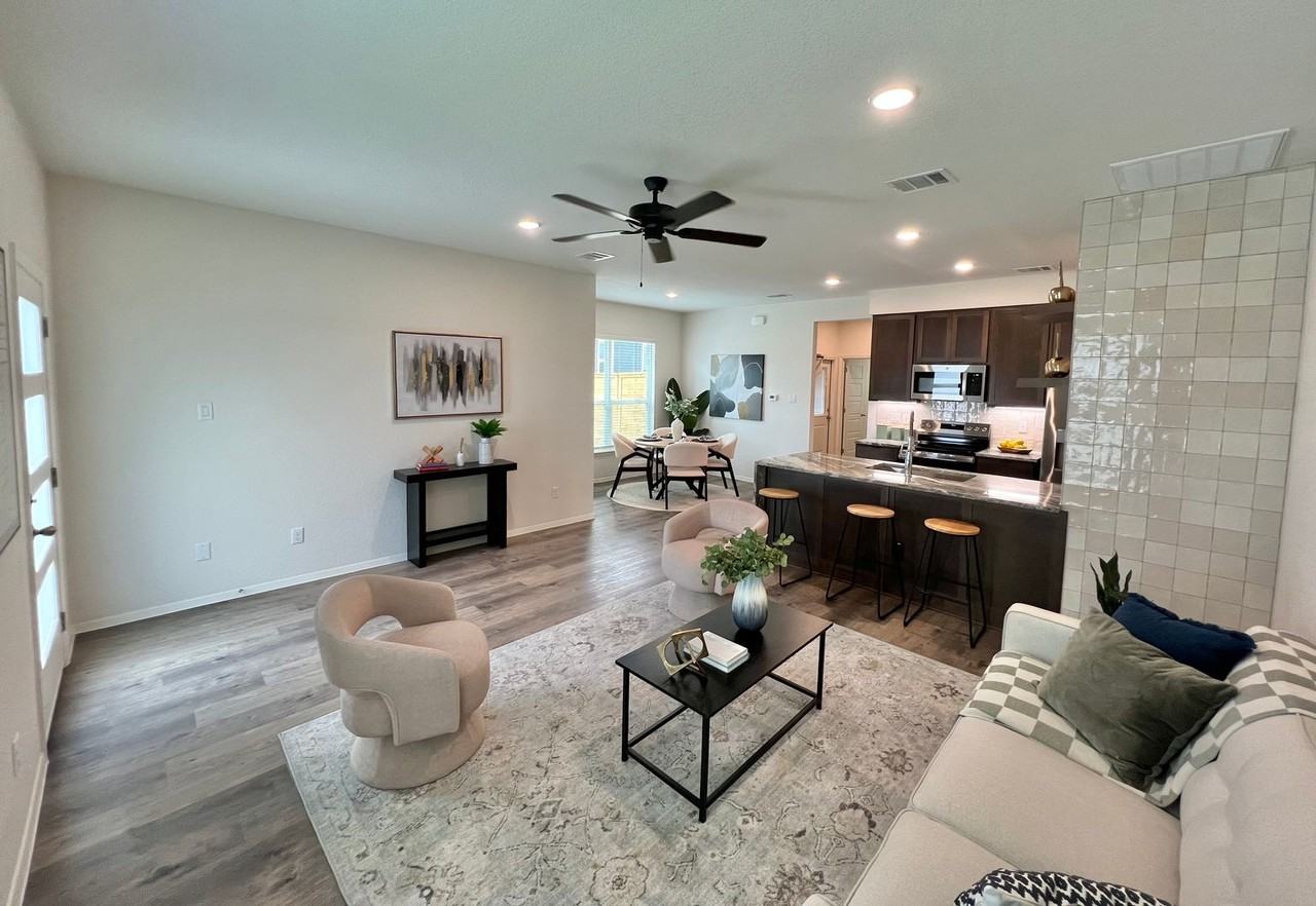 1611 Crooked River Ct - Photo 3 of 23