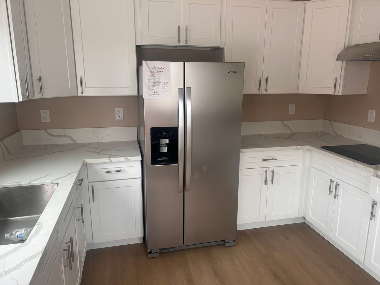 Moscoy Units - Photo 2 of 15