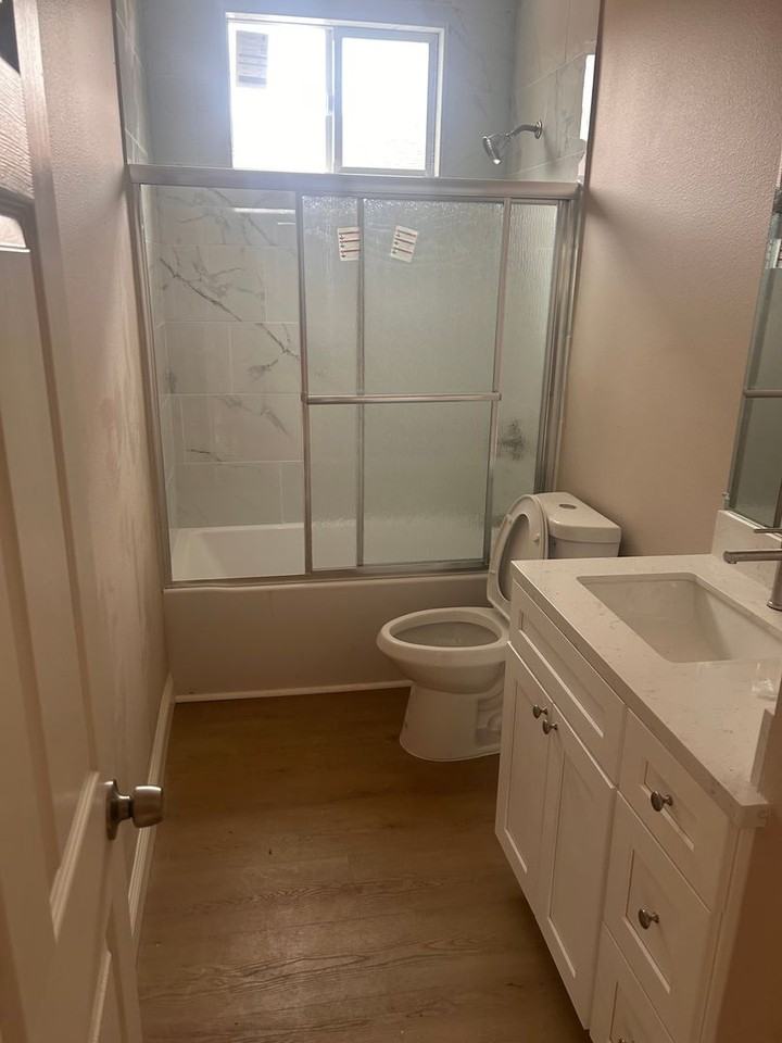Moscoy Units - Photo 4 of 15