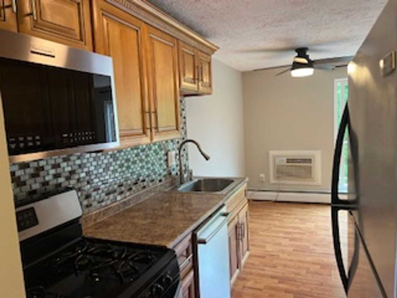 6000 Nob Hill Dr - Photo 2 of 25
