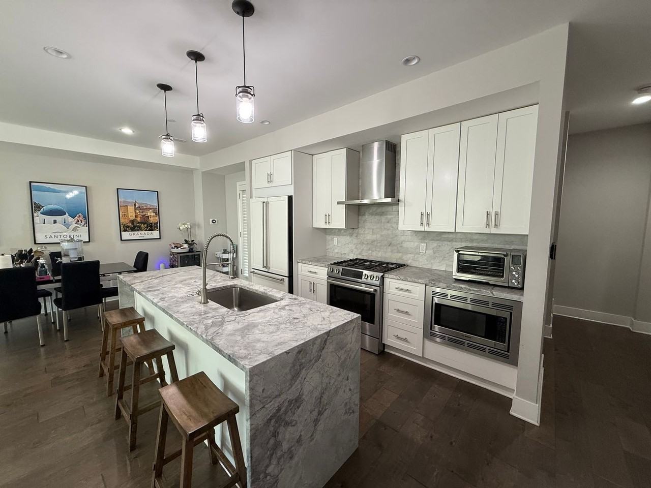 1212 E Susquehanna Ave #E - Photo 2 of 21