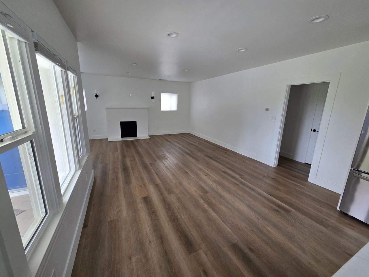 1509 E Elizabeth St - Photo 4 of 14