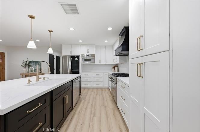 12811 Chaplet Pl - Photo 4 of 20
