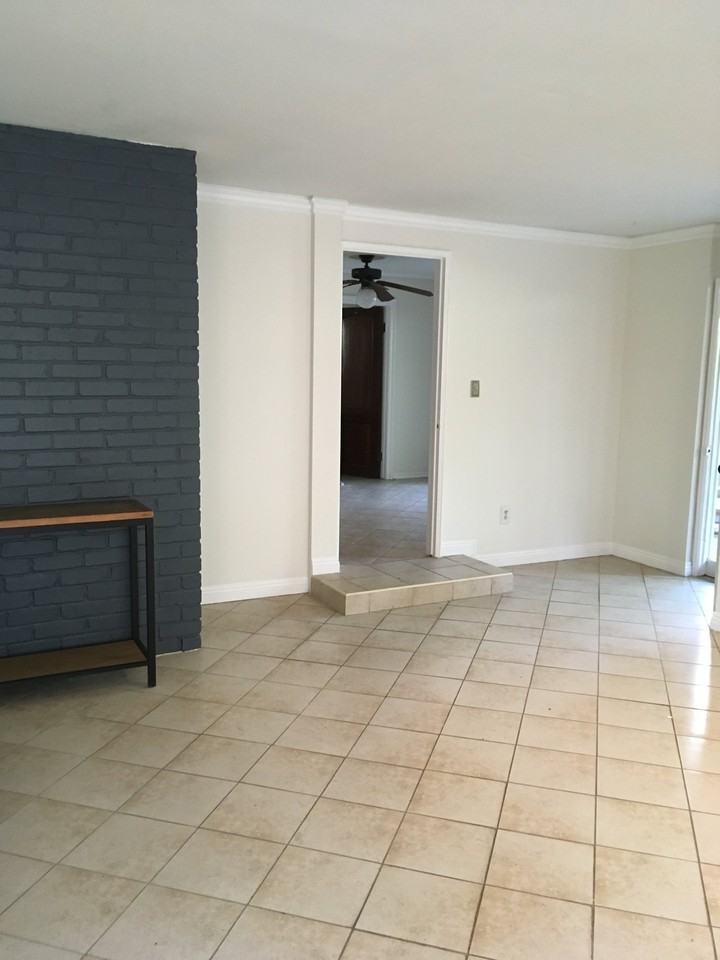1433 N Walnut St #1 - Photo 3 of 3
