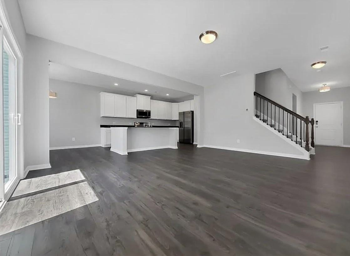 511 Baycraft Ln - Photo 5 of 8