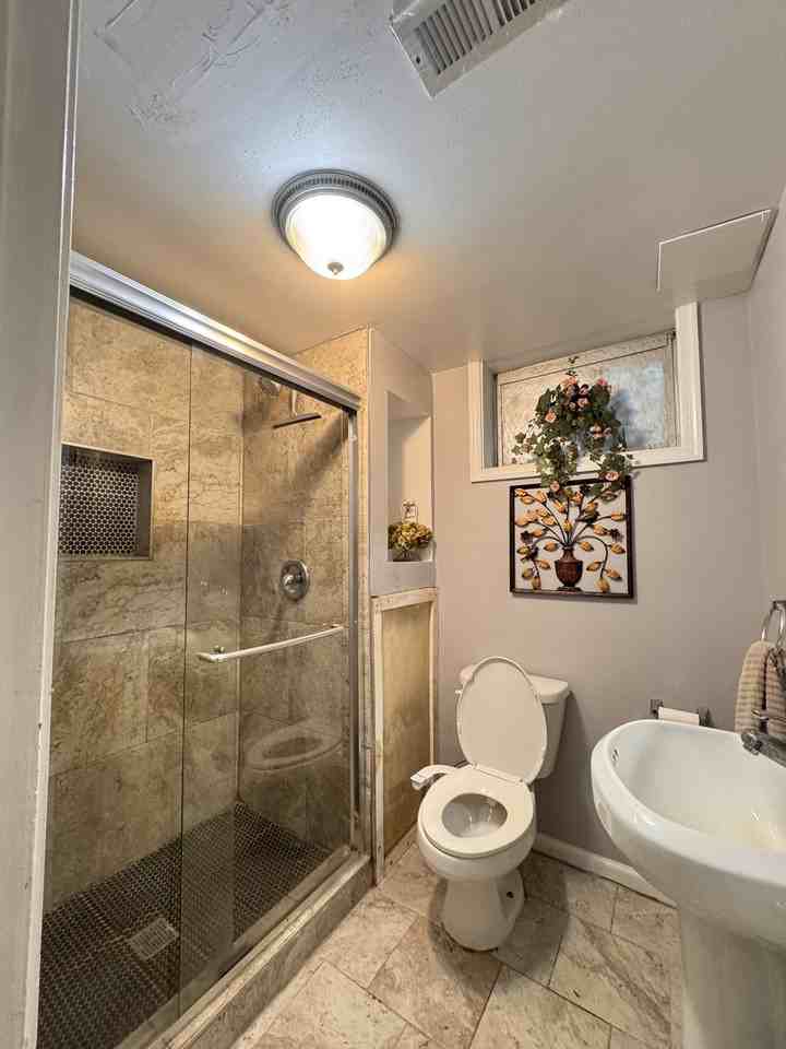 3826 Greenridge Dr - Photo 5 of 6