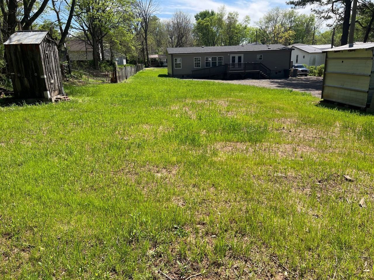 819 Pitt Ave - Photo 4 of 21