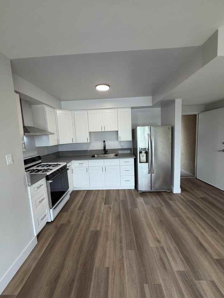 3820 W 27th St #116 - Photo 7 of 13
