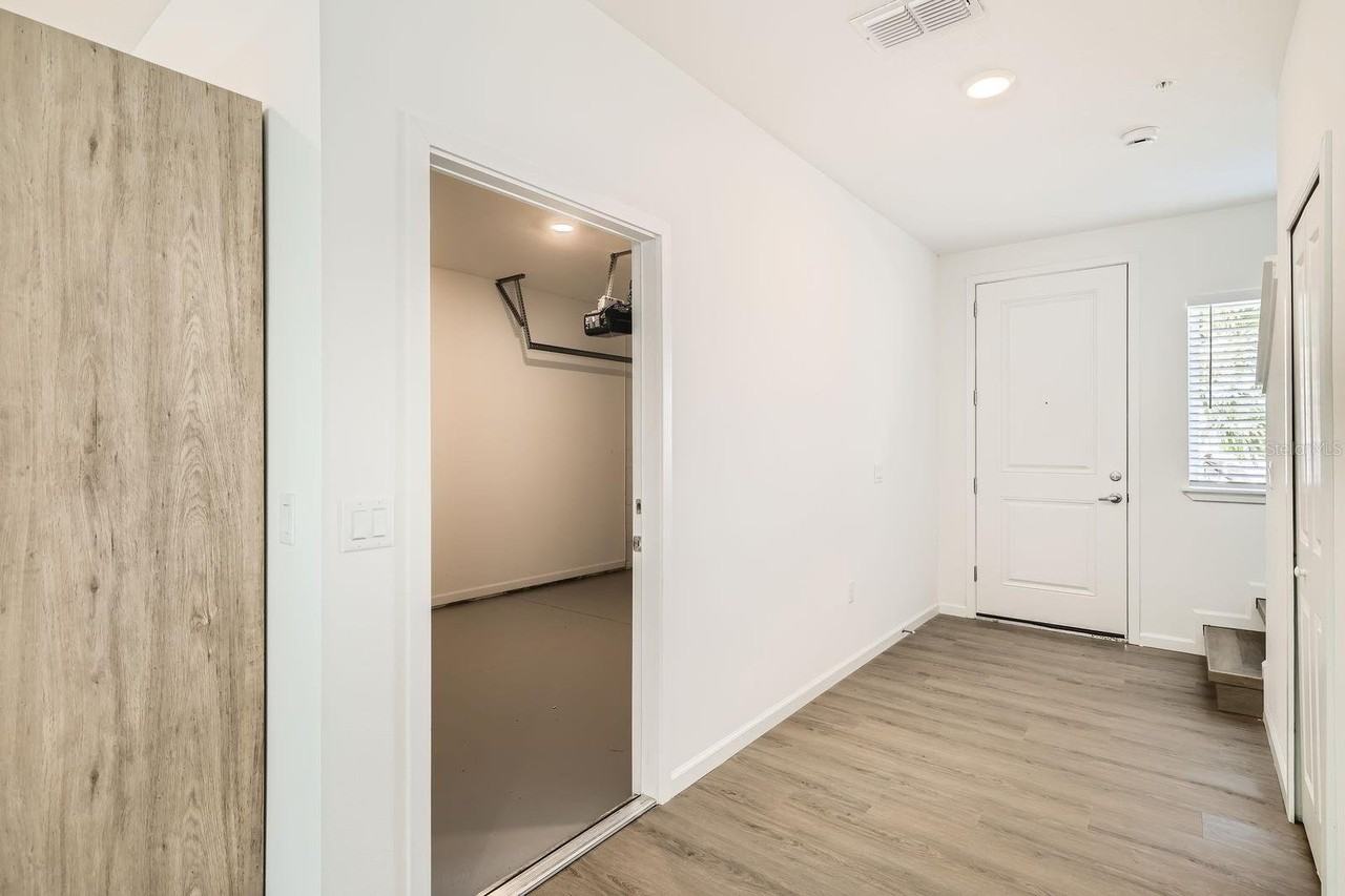 1217 Southstation Pl - Photo 7 of 18