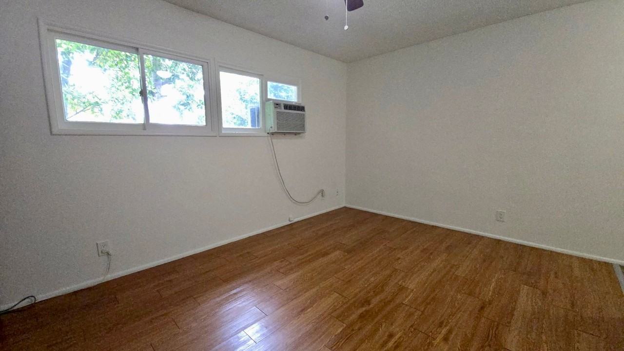 4706 Vantage Ave #3A - Photo 2 of 5