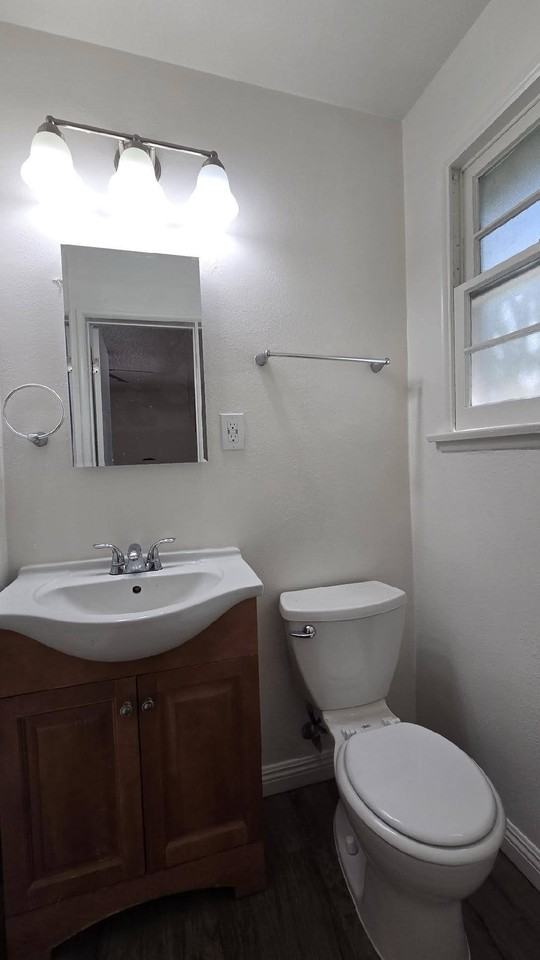 4706 Vantage Ave #3A - Photo 4 of 5