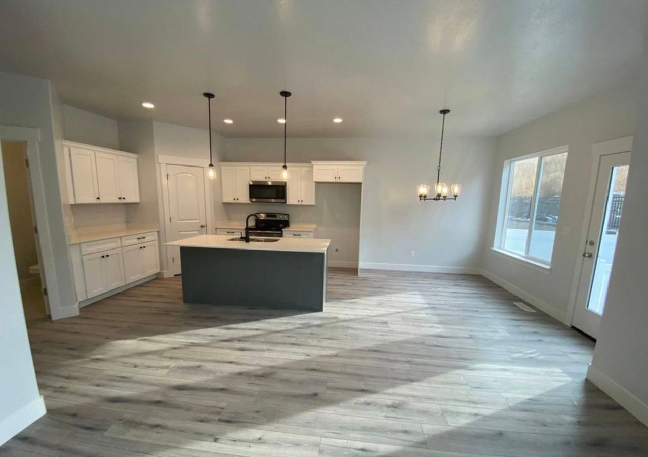 16214 S Truss Dr - Photo 2 of 17