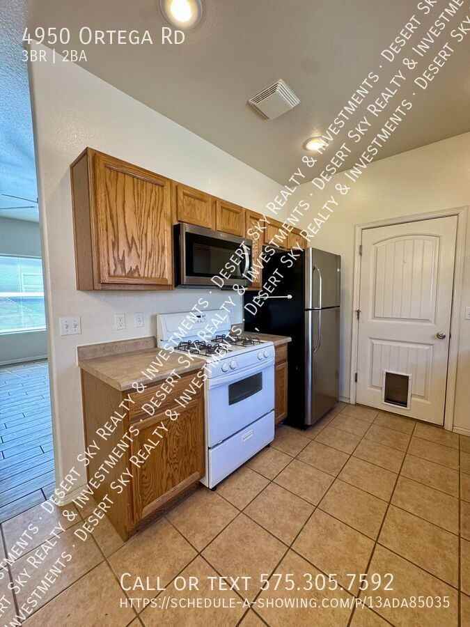 4950 Ortega Rd - Photo 7 of 24