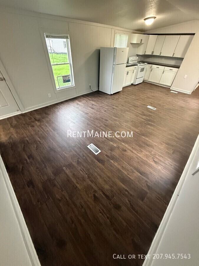 54 Pond Rd - Photo 2 of 13
