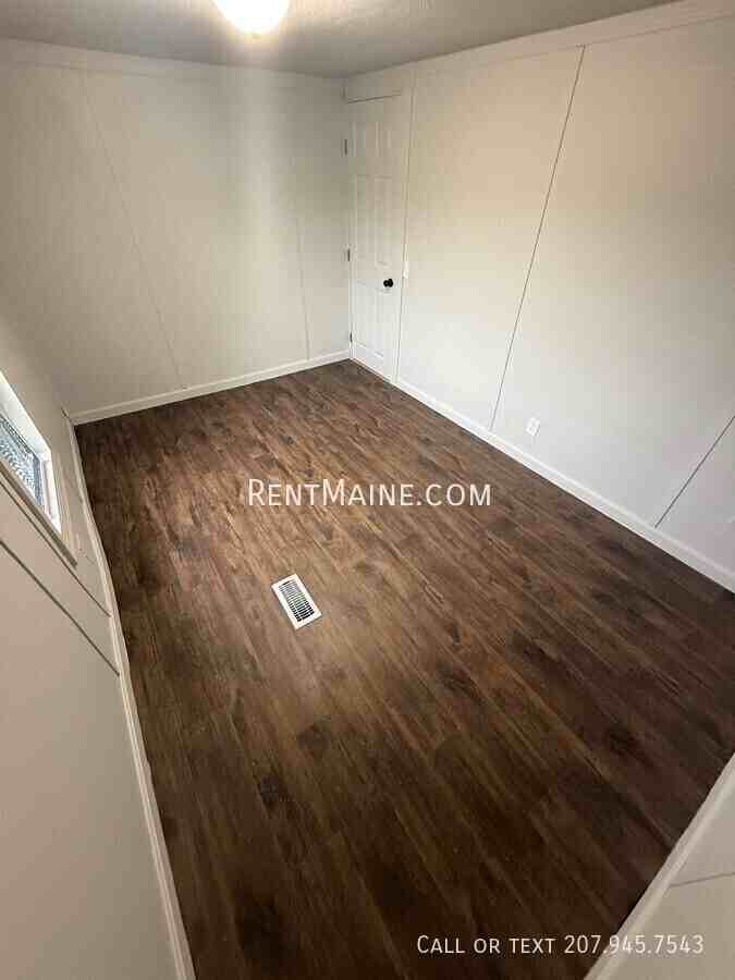 54 Pond Rd - Photo 6 of 13