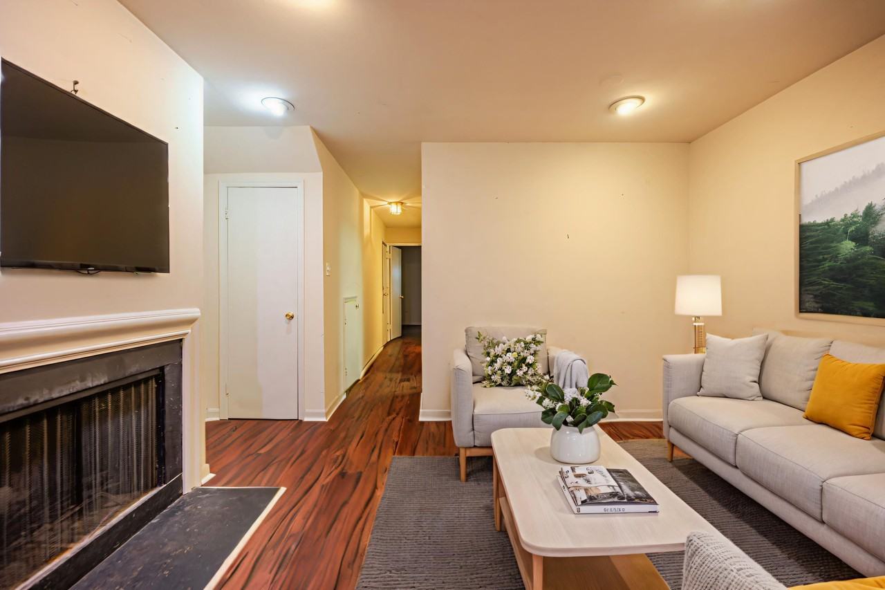 1817 Biltmore St Nw #A - Photo 2 of 13