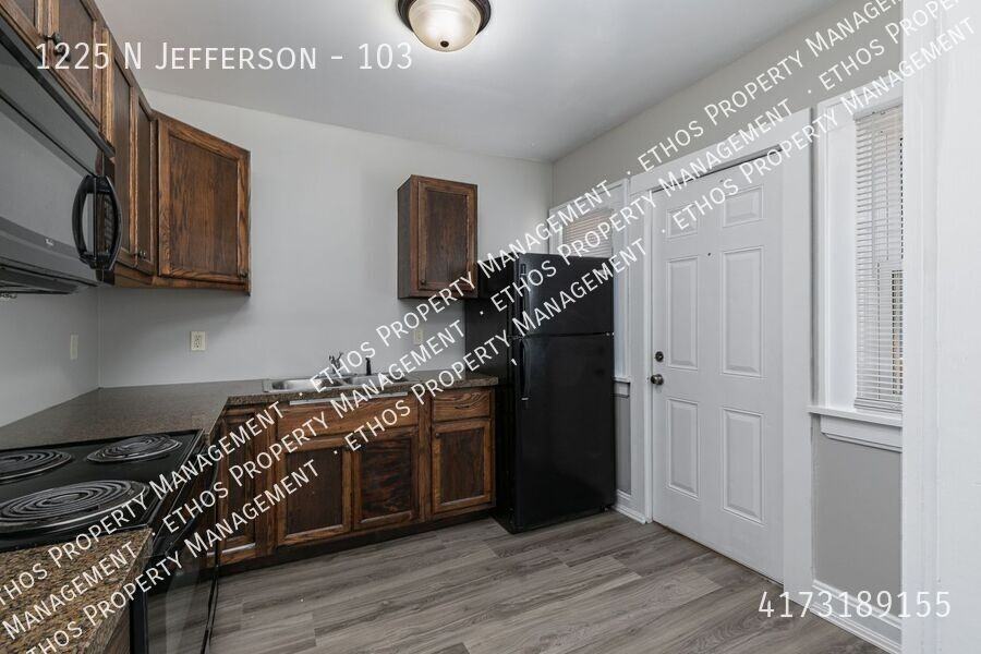 1225 N Jefferson Ave #103