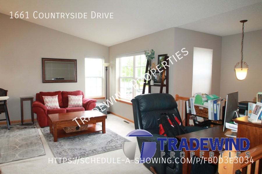 1661 Countryside Dr - Photo 6 of 17